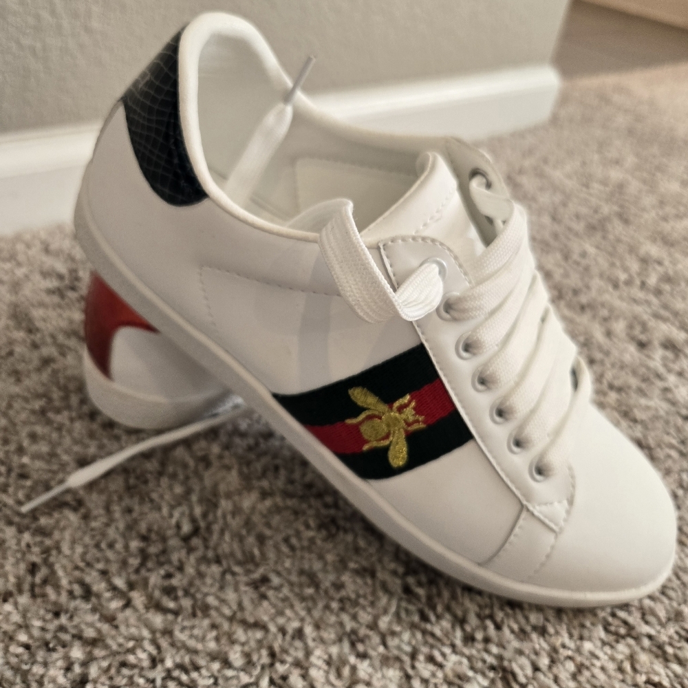 Look Alike Gucci Ace With Bee Womens